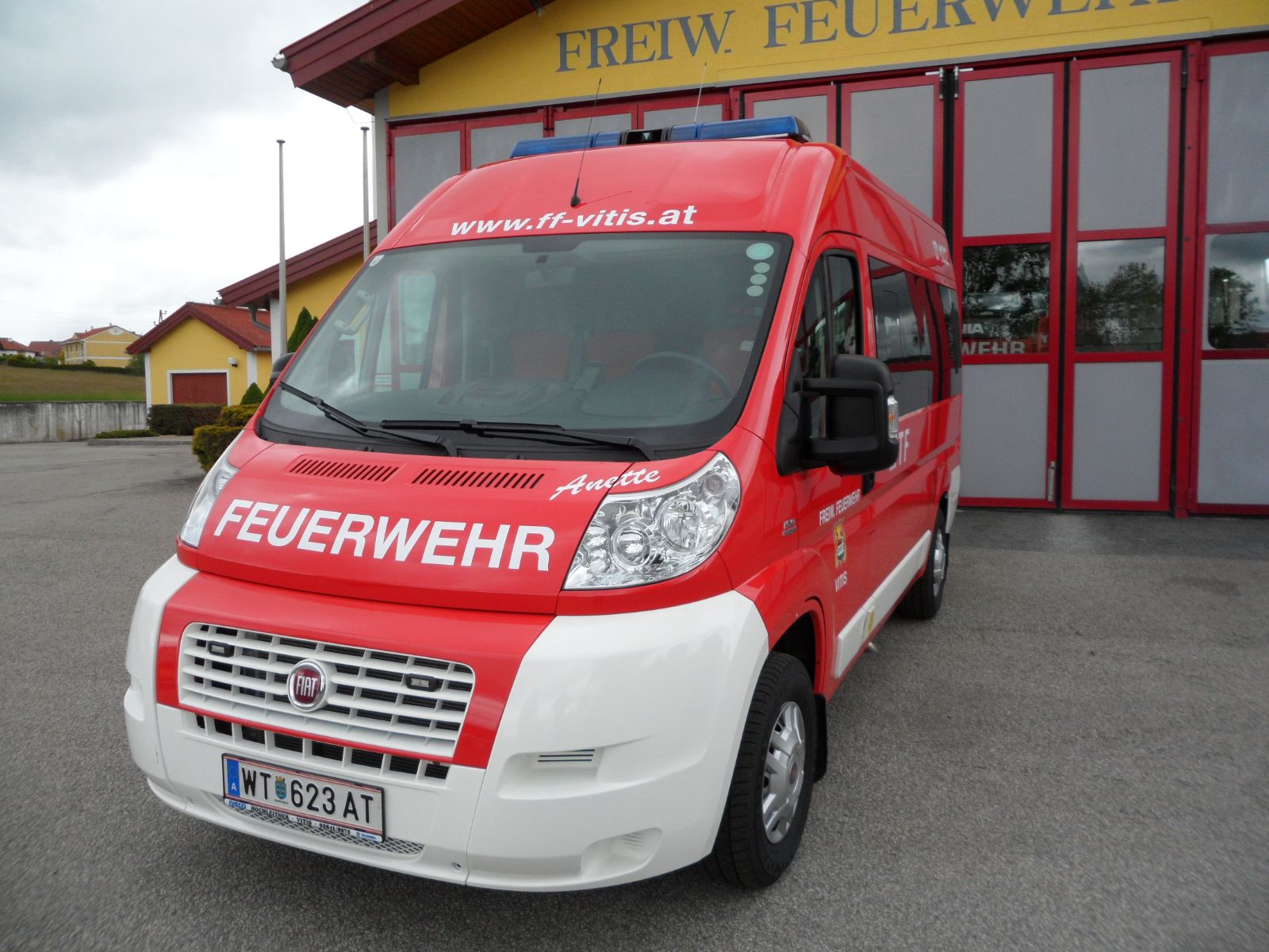 Mannschaftstransportfahrzeug MTF der Feuerwehr Vitis, Fiat Ducato